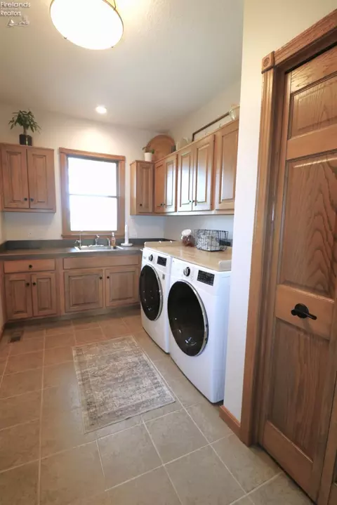 2745 Arcade Rd, Norwalk, OH 44857 photo 16