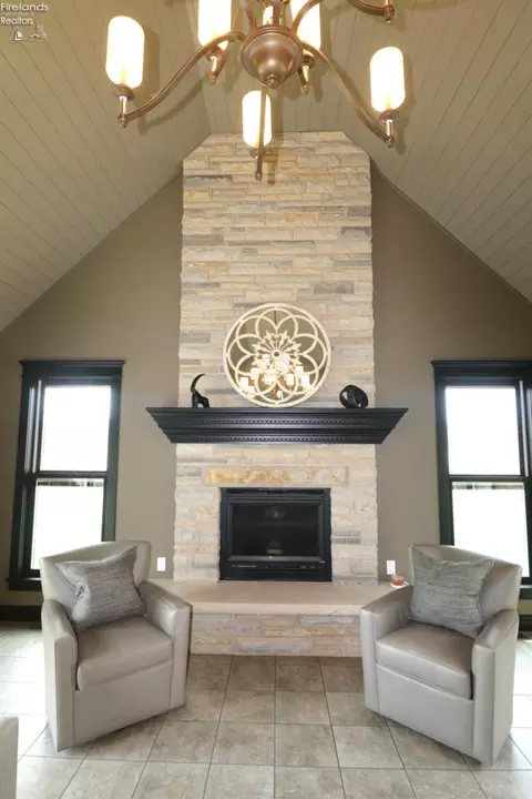 2745 Arcade Rd, Norwalk, OH 44857 photo 12