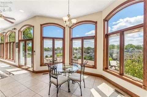 Dining - 3706 E Baycliffs Dr, Marblehead, OH 43440 photo 2 of 2