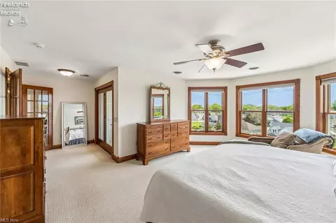 Bedroom - 3706 E Baycliffs Dr, Marblehead, OH 43440 photo 3 of 7