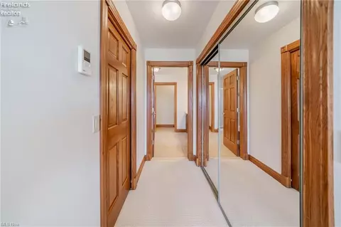 Entry Way - 3706 E Baycliffs Dr, Marblehead, OH 43440 photo 4 of 4