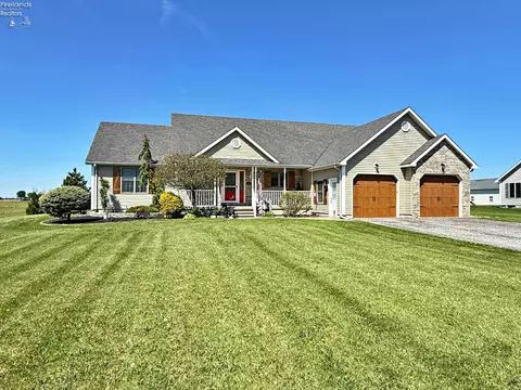 184 N County Road 43, Republic, OH 44867