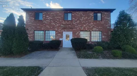 346 Main St, Huron, OH 44839