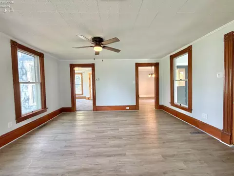 Living - 807 E Main, Bellevue, OH 44811 photo 8 of 8