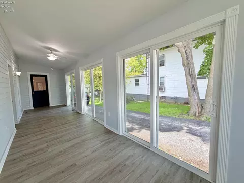 Exterior - 807 E Main, Bellevue, OH 44811 photo 4 of 9