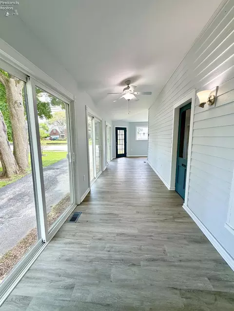Exterior - 807 E Main, Bellevue, OH 44811 photo 5 of 9