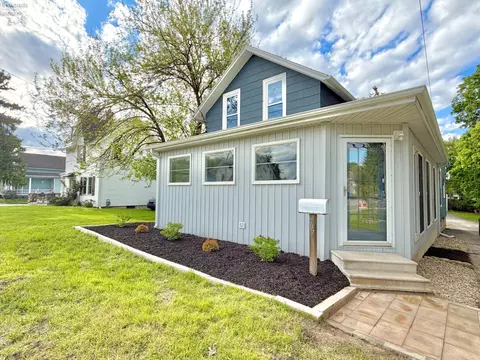 807 E Main, Bellevue, OH 44811