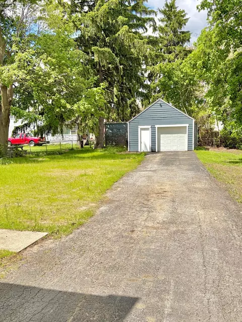 Exterior - 807 E Main, Bellevue, OH 44811 photo 9 of 9