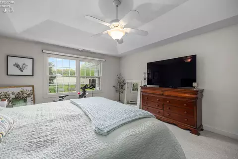 Bedroom - 4104 Pebble Ln, Huron, OH 44839 photo 6 of 8