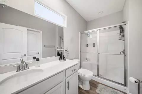 Bath - 4075 Coventry Cir, Huron, OH 44839 photo 1 of 3