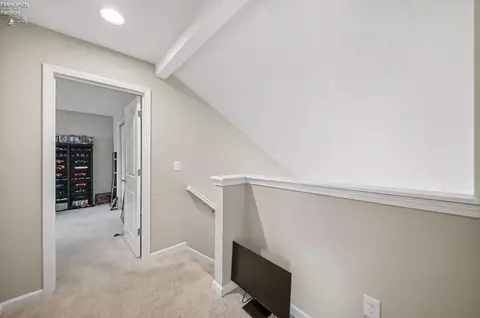 Entry Way - 4075 Coventry Cir, Huron, OH 44839 photo 2 of 3