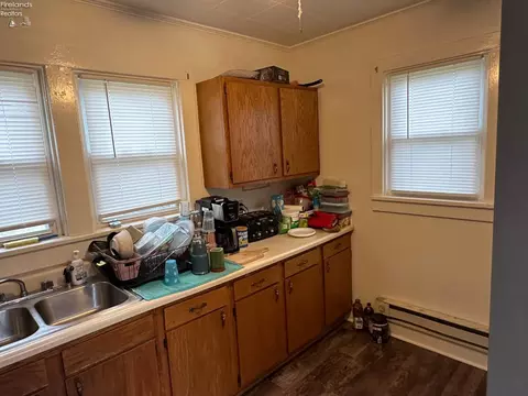 Kitchen - 410 Emerald St, Willard, OH 44890 photo 3 of 4
