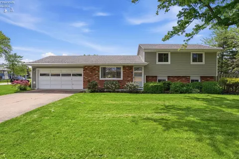 902 W Cleveland Rd, Huron, OH 44839