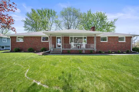 4561 Newbury, Vermilion, OH 44089