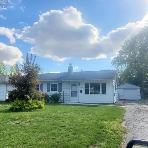 5015 Denver Ave, Sandusky, OH 44870