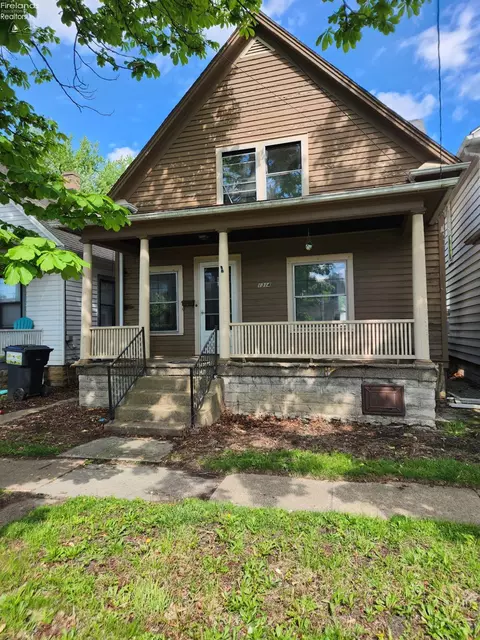 1314 Carr St, Sandusky, OH 44870