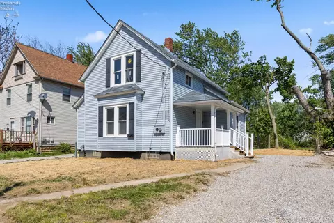 929 Washington Ave, Lorain, OH 44052