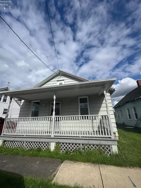 908 Ontario St, Sandusky, OH 44870
