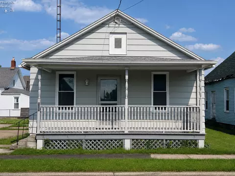 908 Ontario St, Sandusky, OH 44870
