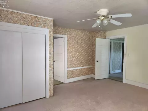 Bedroom - 7603 Darrow Rd, Huron, OH 44839 photo 8 of 12