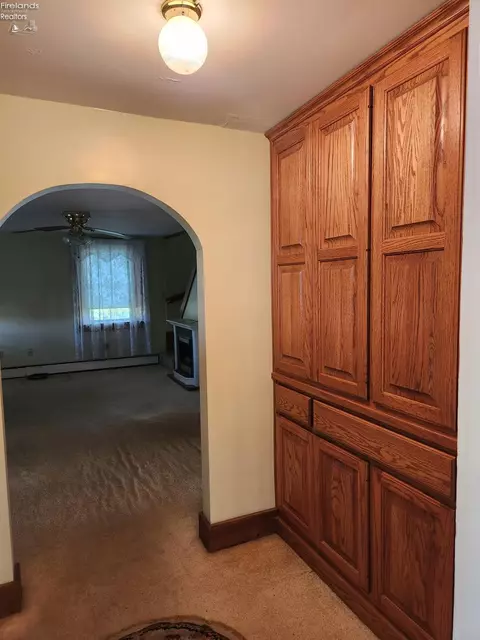 Entry Way - 7603 Darrow Rd, Huron, OH 44839 photo 2 of 3