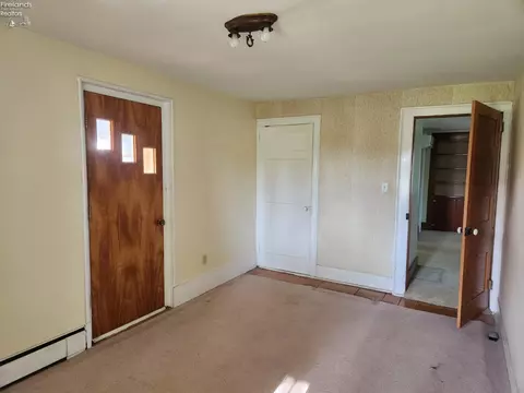 Bedroom - 7603 Darrow Rd, Huron, OH 44839 photo 1 of 12