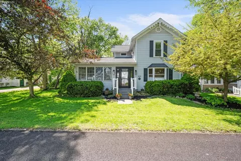 430 Vine Ave, Lakeside, OH 43440