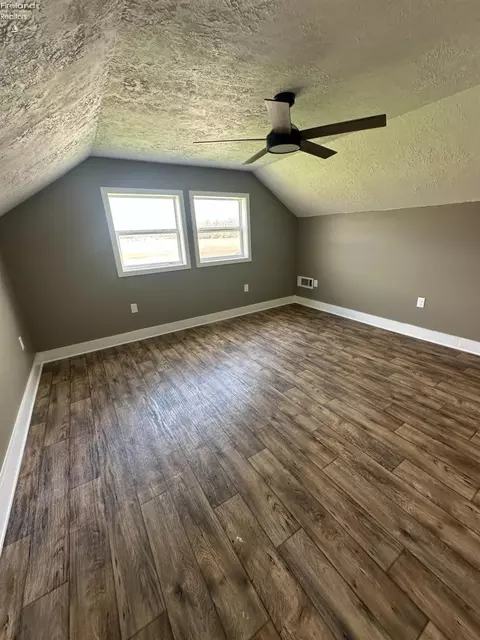Bedroom - 4850 Bullhead Rd, Willard, OH 44890 photo 2 of 15