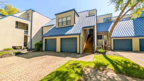 4475 Marin #D, Port Clinton, OH 43452