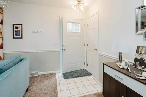 Entry Way - 9208 River Rd, Huron, OH 44839 photo 2 of 3