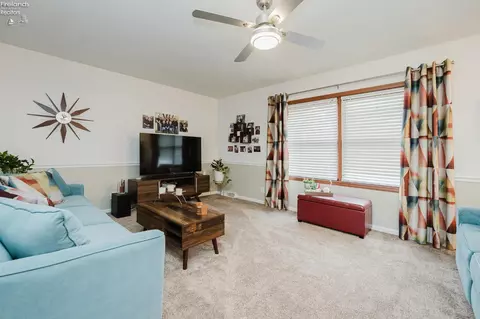 Living - 9208 River Rd, Huron, OH 44839 photo 2 of 4