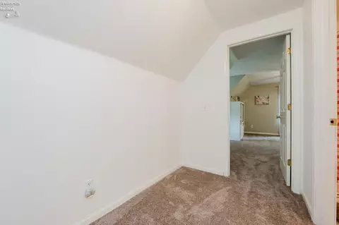 Bedroom - 9208 River Rd, Huron, OH 44839 photo 6 of 10