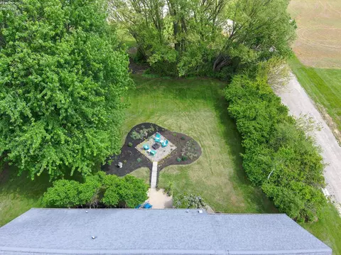 Exterior - 9208 River Rd, Huron, OH 44839 photo 7 of 12