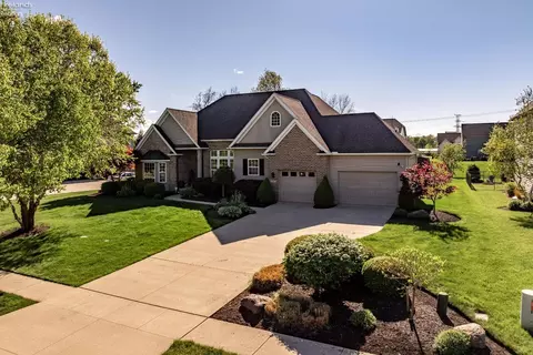 2580 Fairfield Dr, Avon, OH 44011