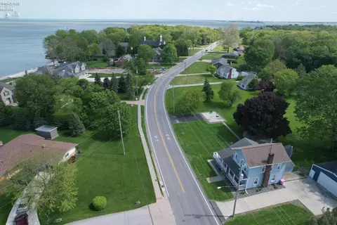 View/Area - 410 E Main St, Marblehead, OH 43440 photo 6 of 16