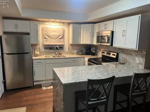 Kitchen - 410 E Main St, Marblehead, OH 43440 photo 1 of 4