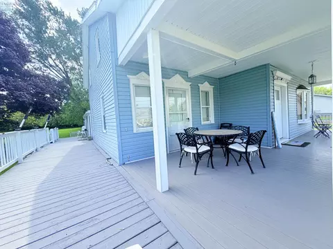 Exterior - 410 E Main St, Marblehead, OH 43440 photo 8 of 20