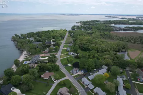 View/Area - 410 E Main St, Marblehead, OH 43440 photo 5 of 16