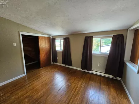 Bedroom - 201 Brinker St, Bellevue, OH 44811 photo 2 of 3
