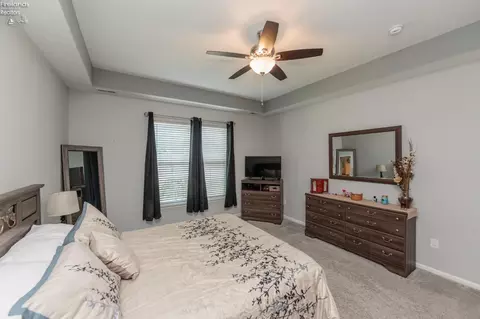Bedroom - 6012 Coventry Cir, Huron, OH 44839 photo 6 of 8