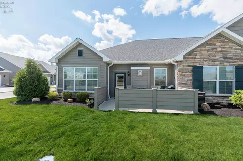 Exterior - 6012 Coventry Cir, Huron, OH 44839 photo 9 of 9
