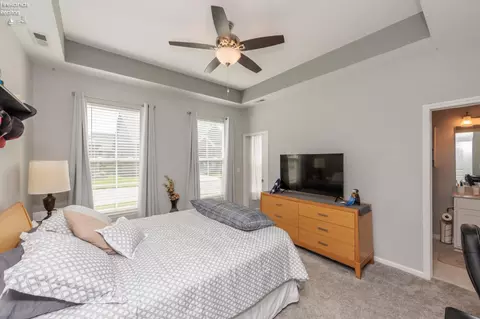Bedroom - 6012 Coventry Cir, Huron, OH 44839 photo 1 of 8