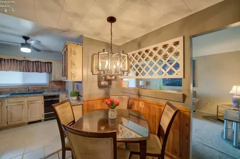 Dining - 4700 Willow Ave, Lorain, OH 44055 photo 1 of 3