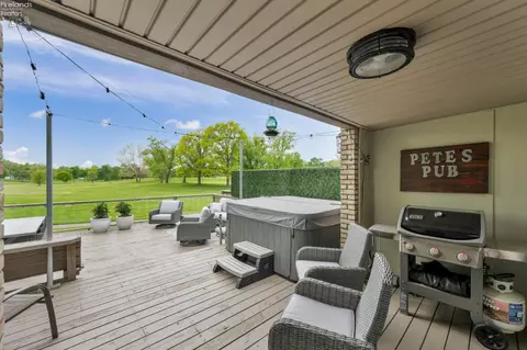 Exterior - 3616 Turfside Cir #B, Huron, OH 44839 photo 9 of 12