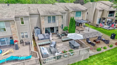 Exterior - 3616 Turfside Cir #B, Huron, OH 44839 photo 10 of 12