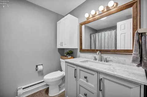 Bath - 3616 Turfside Cir #B, Huron, OH 44839 photo 2 of 5