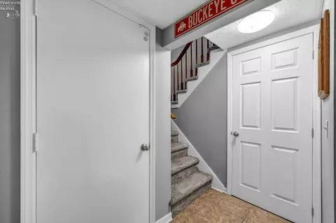 Entry Way - 3616 Turfside Cir #B, Huron, OH 44839 photo 2 of 3