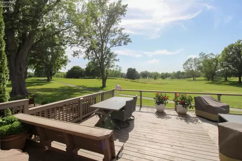 Exterior - 3616 Turfside Cir #B, Huron, OH 44839 photo 7 of 12