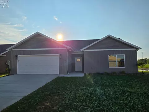 473 Myah Dr, Fremont, OH 43420