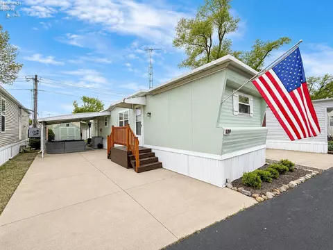 1623 NE Catawba #129, Port Clinton, OH 43452